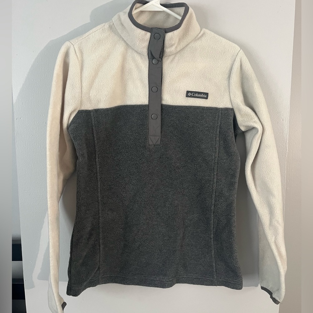 Columbia pullover